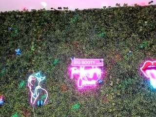 bigbootysarenalove webcam