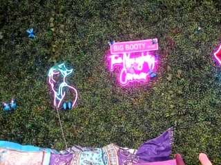 bigbootysarenalove webcam