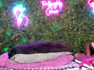 bigbootysarenalove webcam