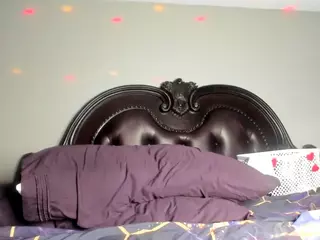 RenaSoBlasian's Live Sex Cam Show