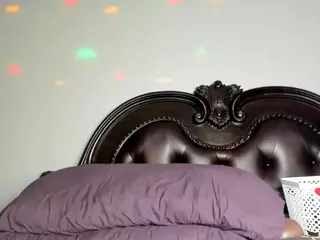 RenaSoBlasian's Live Sex Cam Show