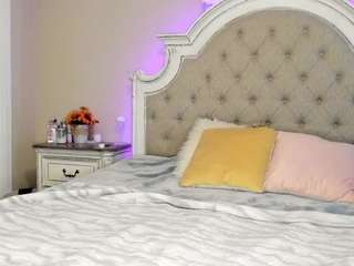 kennasavage Live Webcam on CamSoda