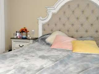 kennasavage Live Webcam on CamSoda