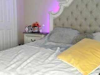 Live webcam model kennasavage on Soda Cams