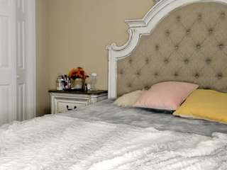 kennasavage Live Webcam on CamSoda