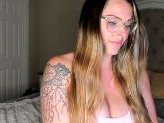 kennasavage Live Webcam on CamSoda
