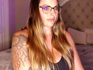 kennasavage Live Webcam on CamSoda