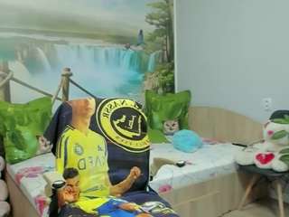joyfuluntamed live cam preview