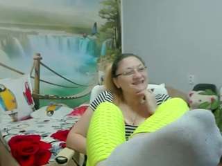 joyfuluntamed live cam preview