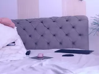 naomi-nash's Live Sex Cam Show