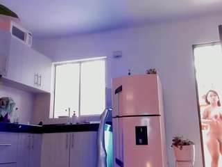 sarawiilson Live Webcam on CamSoda