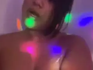 sarawiilson's Live Sex Cam Show
