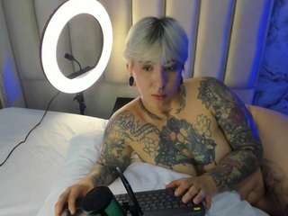 Fuck machine ON // SQUIRT 333tk //DEEPTHROAT 99tk // CUSTOM VIDEO 10 MNT 49, camsoda