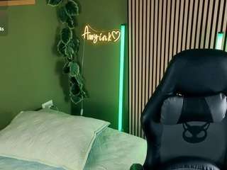 amyhouse Sex Cam Show