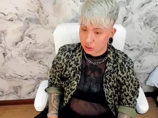 amyhouse's Live Sex Cam Show