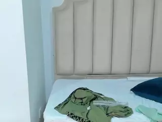 amyhouse's Live Sex Cam Show