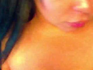 yukiliu's CamSoda show and profile