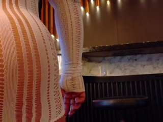 Live webcam model yukiliu on Soda Cams