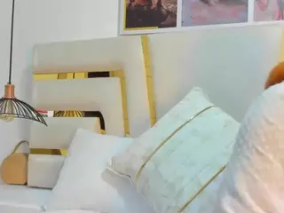 huddahmonroe's Live Sex Cam Show