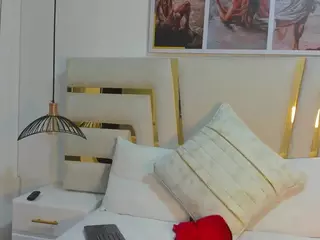 huddahmonroe's Live Sex Cam Show