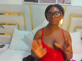 huddahmonroe's Live Sex Cam Show