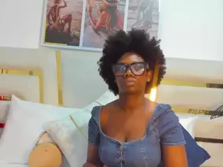 huddahmonroe's Live Sex Cam Show