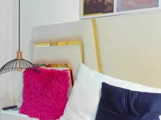 huddahmonroe's Live Sex Cam Show