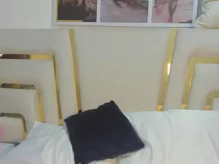 huddahmonroe's Live Sex Cam Show