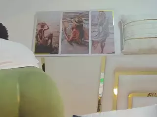 huddahmonroe's Live Sex Cam Show