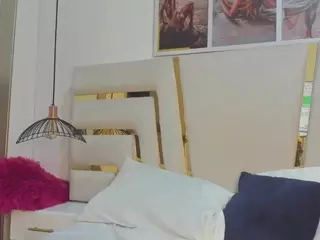 huddahmonroe's Live Sex Cam Show