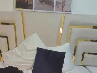 huddahmonroe's Live Sex Cam Show
