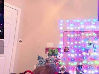 babyzelda's CamSoda show and profile