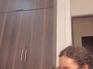Annie live cam preview
