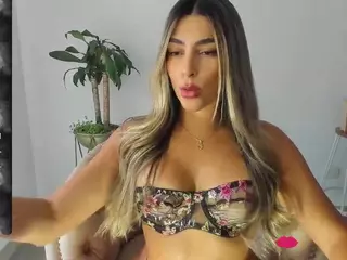 Cata Ruiz's Live Sex Cam Show