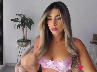 Cata Ruiz's Live Sex Cam Show