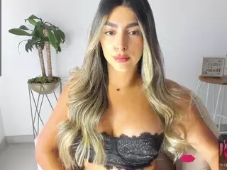 Cata Ruiz's Live Sex Cam Show