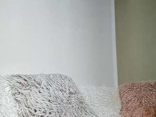 briand28 live webcam show