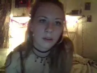 xhoneybee's Live Sex Cam Show