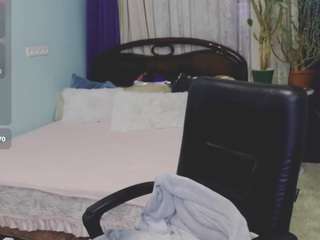  melinawalsh chat room