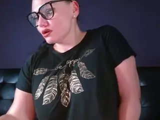 Betty Bang's Live Sex Cam Show