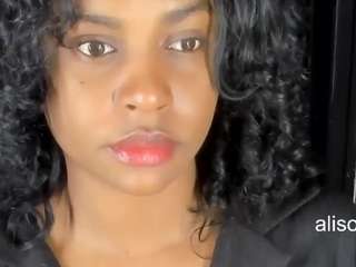 alison-ker Live Webcam on CamSoda