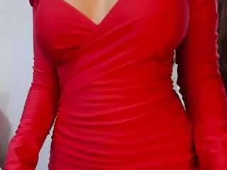 BIGBOOBSAdri