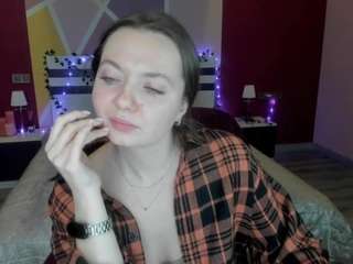 bettygold's CamSoda show and profile