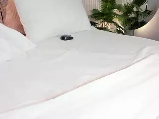 ashley-judd's Live Sex Cam Show
