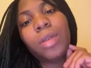 serenityy's Live Sex Cam Show