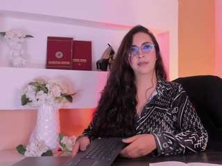 laylamaze Live Webcam on CamSoda