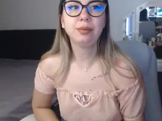 ErikaMonero's Live Sex Cam Show