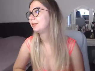 ErikaMonero's Live Sex Cam Show