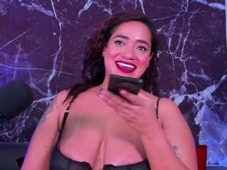 🍑 Hanna Miills 🍑