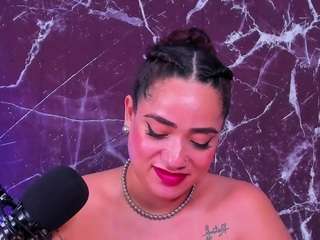 🍑 Hanna Miills 🍑